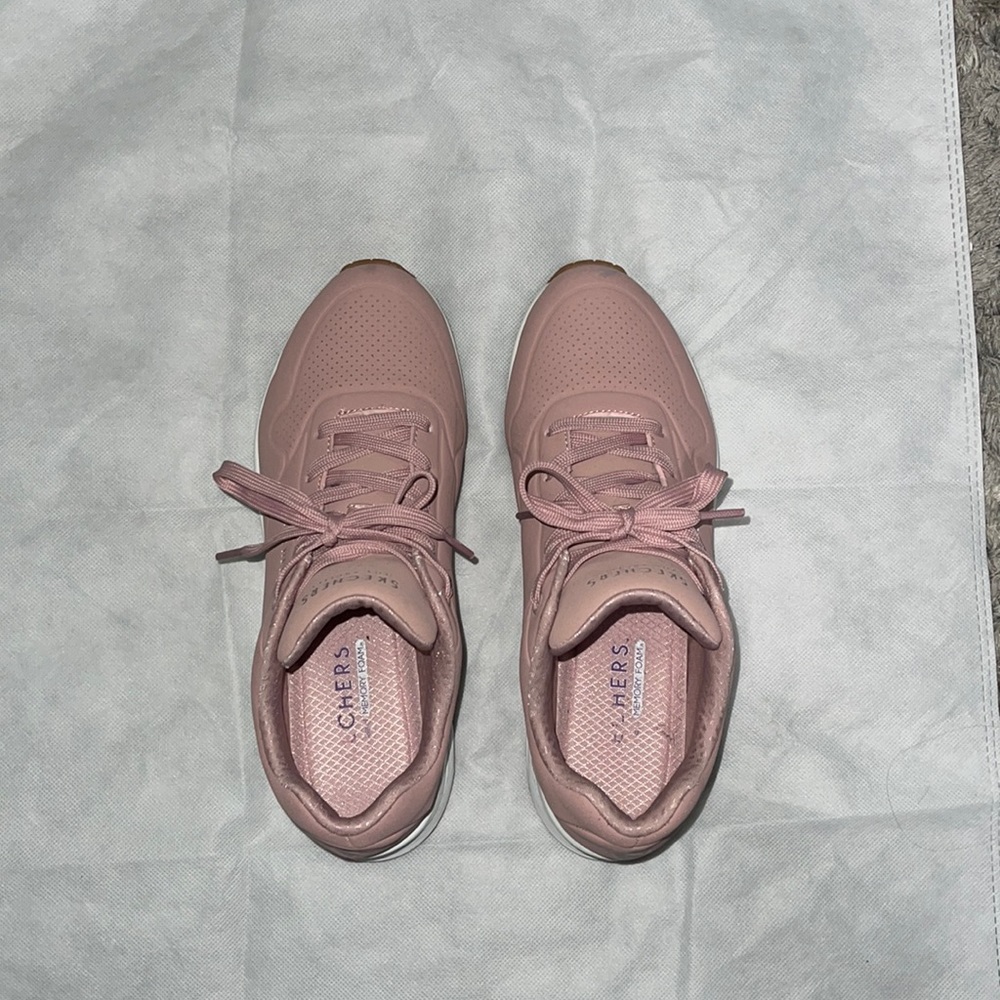 Size 9 sketchers